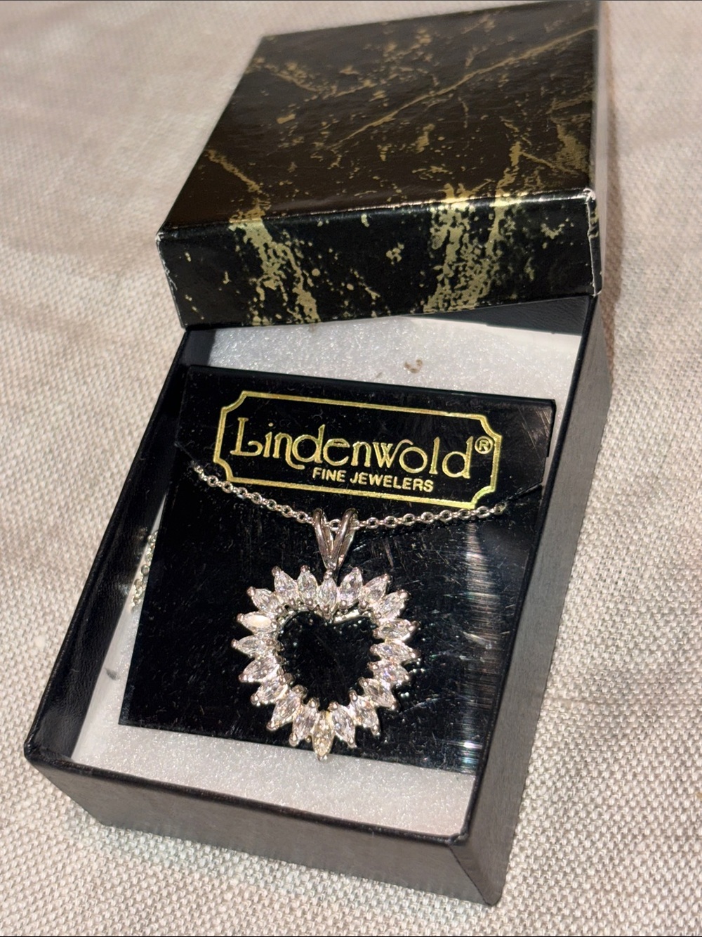 Vintage Lindenwold Heart Pendant Necklace